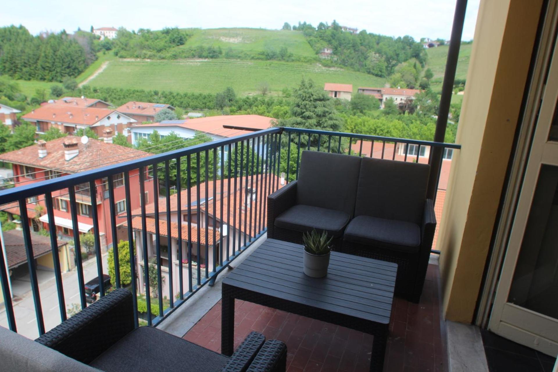 Nice And Cozy Designer Appartment With Special Price Spring 2025 Dogliani Exterior photo